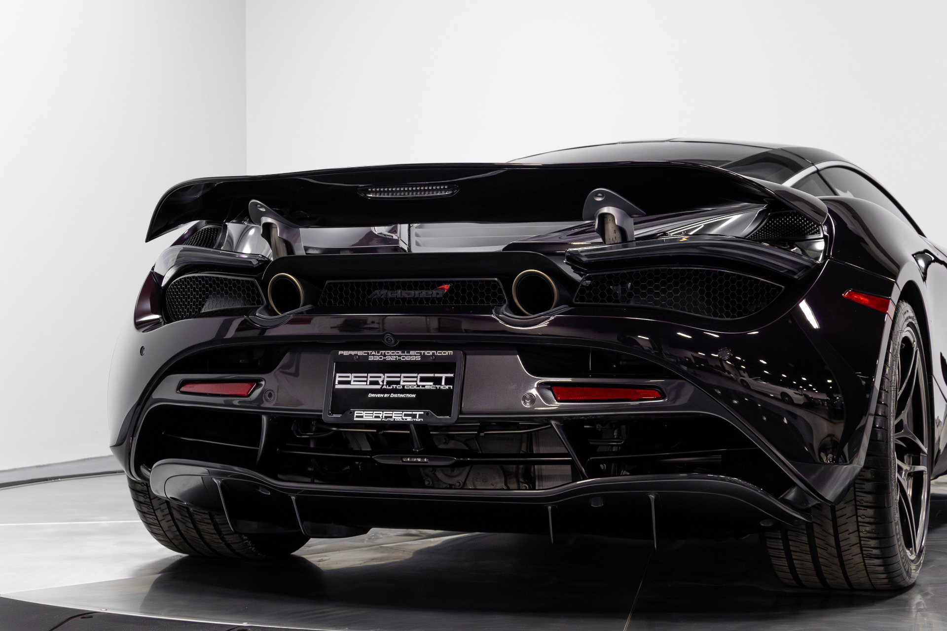 Used 2018 McLaren 720S Performance photo 76