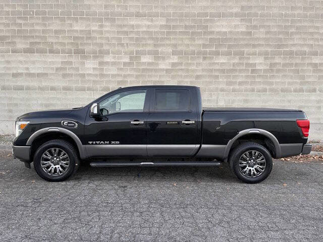 2017 Nissan Titan Platinum Reserve