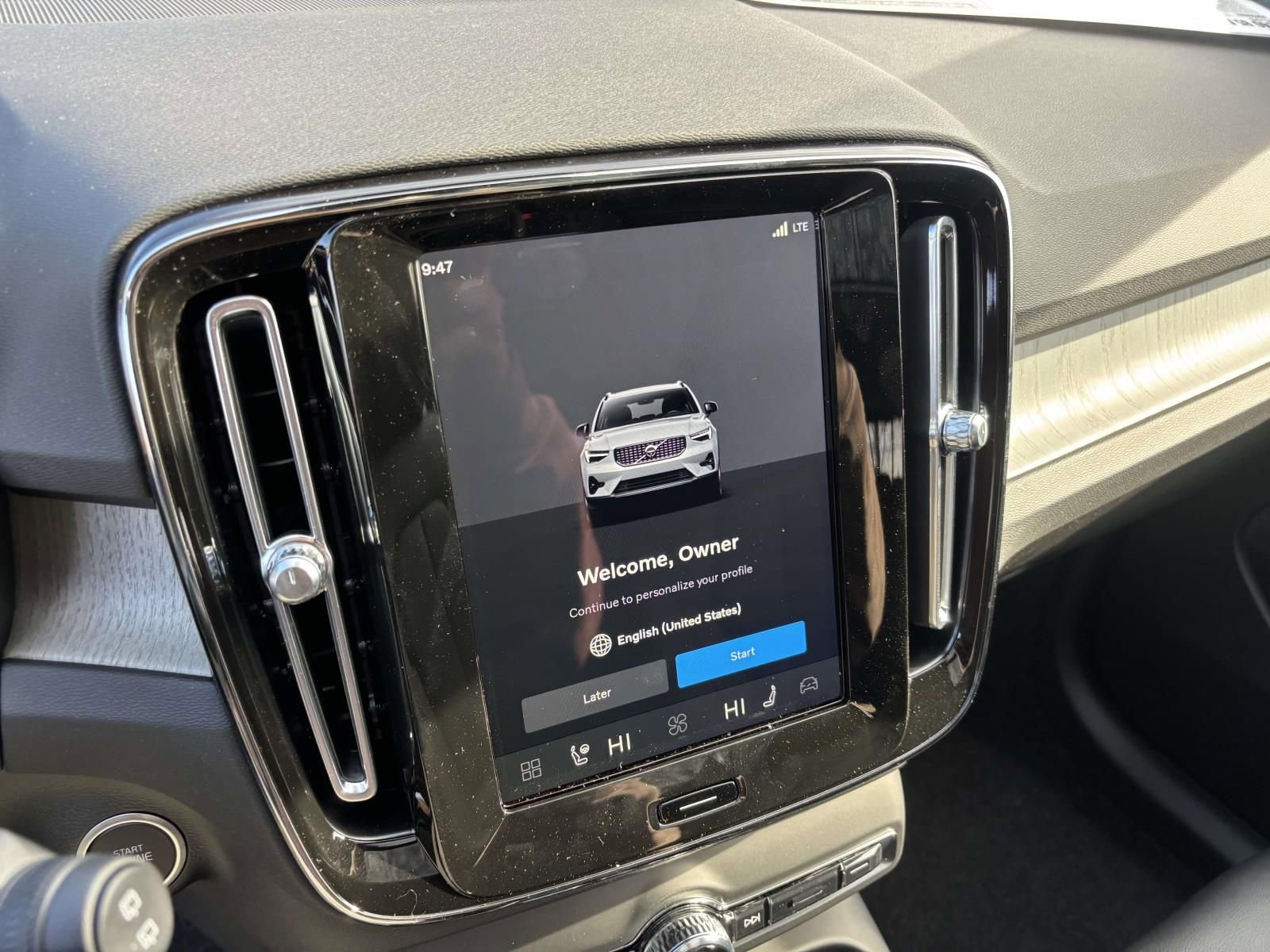 2026 Volvo Xc40 B5 Plus