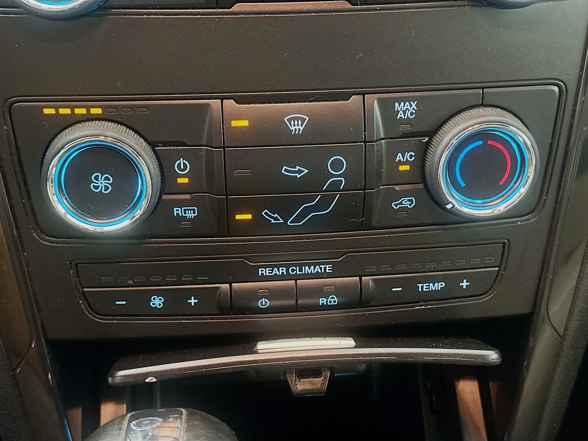 2018 Ford Explorer FWD