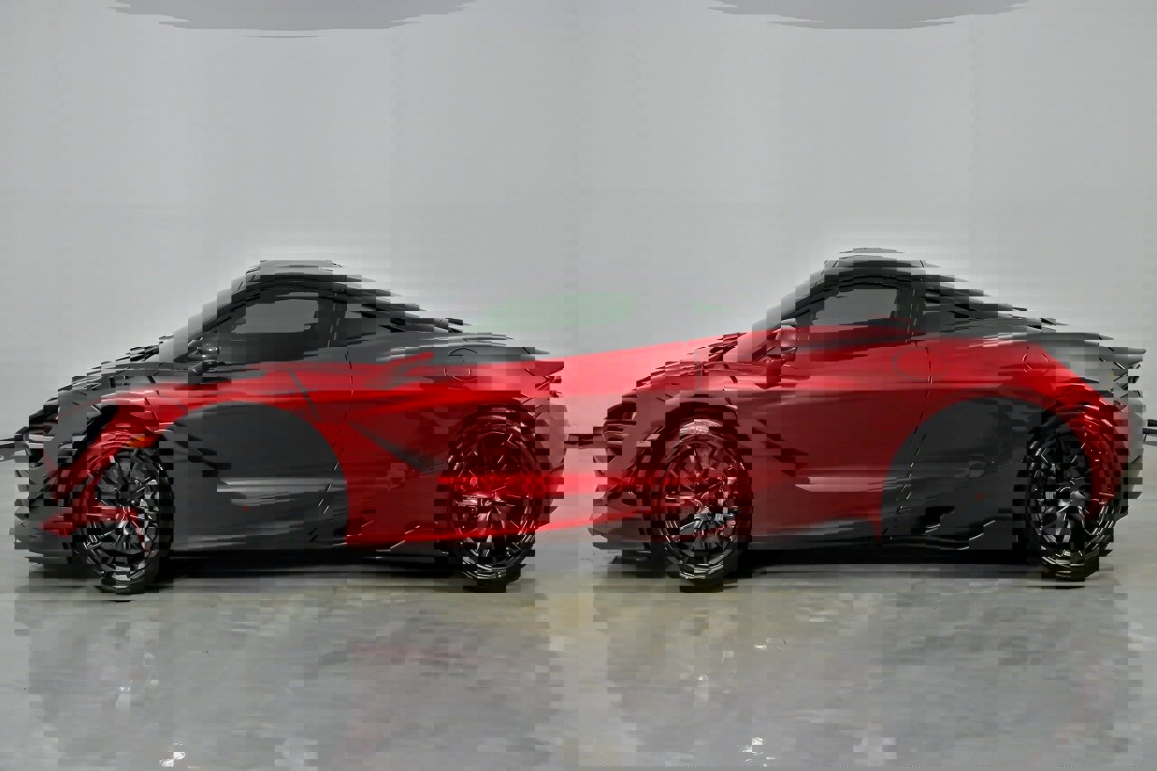 Used 2018 McLaren 720S photo 11