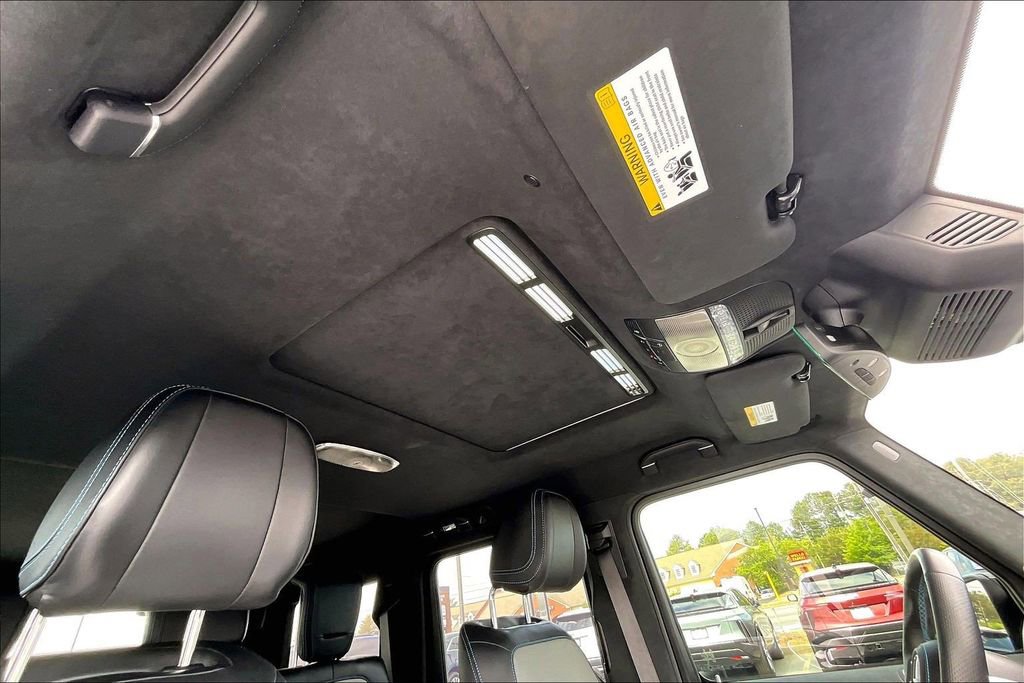 2025 Mercedes-Benz G 580 w/ EQ Technology