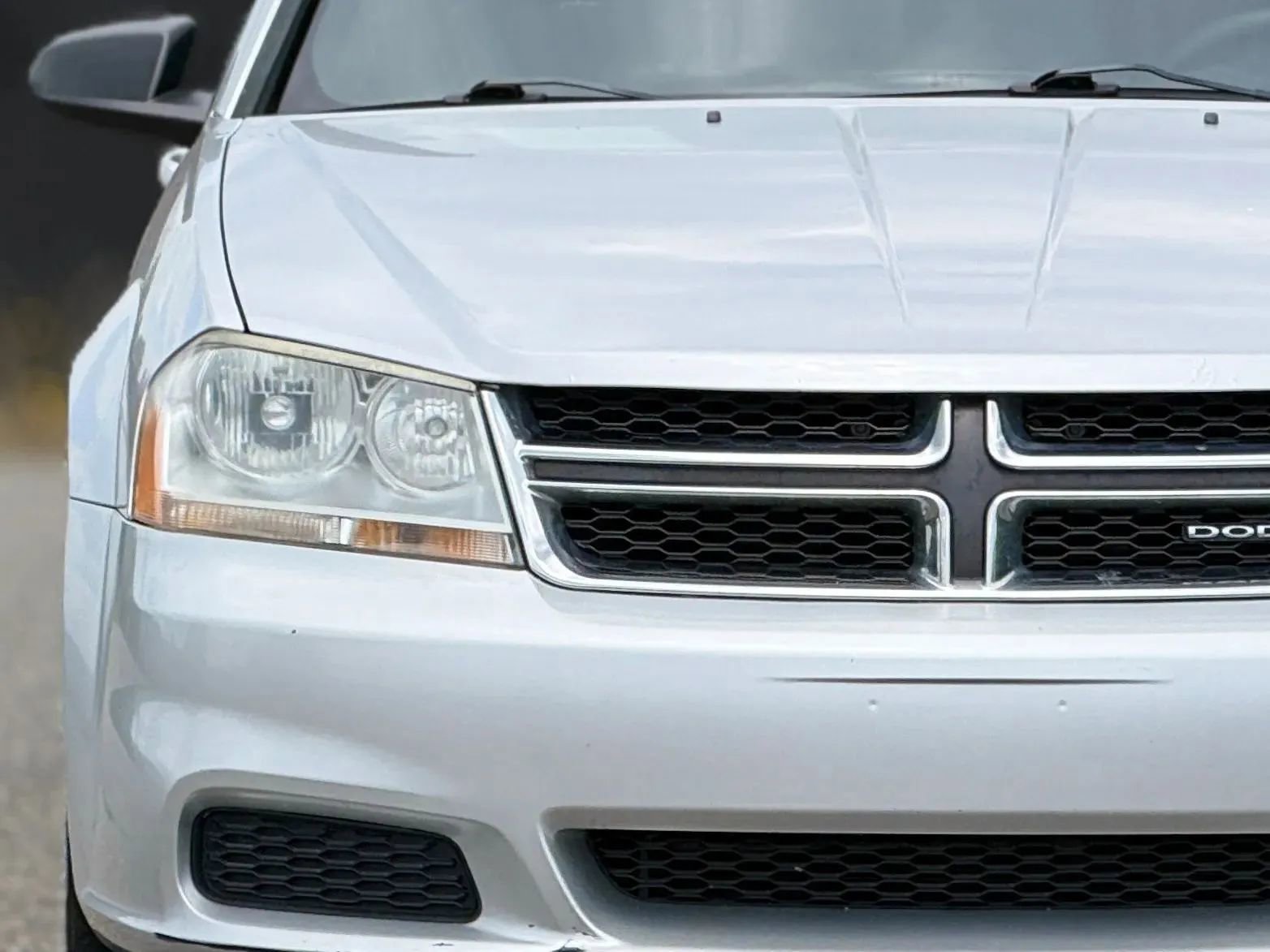 2012 Dodge Avenger SE