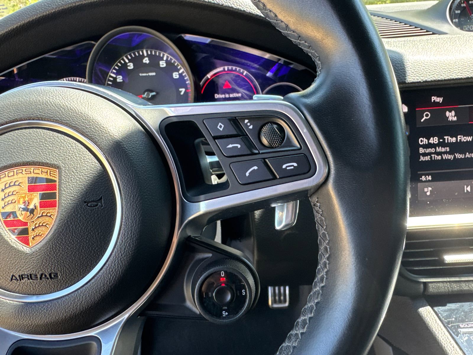 2022 Porsche Cayenne S