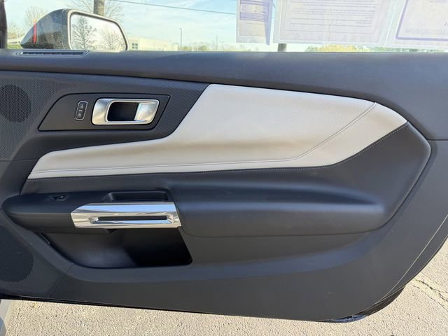 2024 Ford Mustang Premium