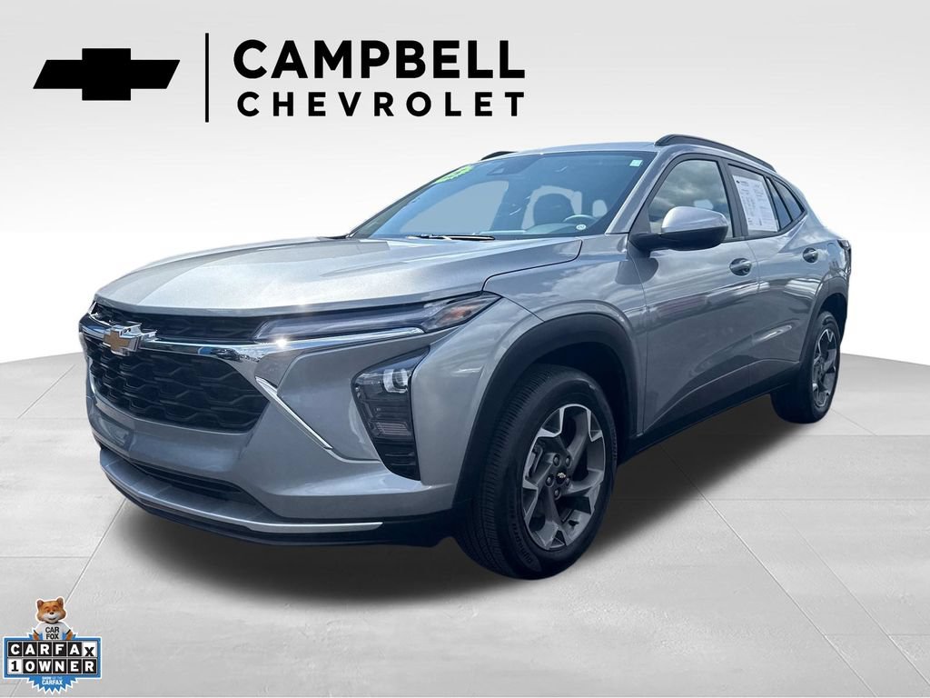 Used 2025 Chevrolet Trax LT w/ Driver Confidence Package