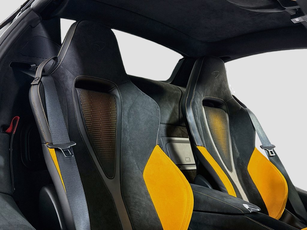 Used 2026 McLaren 750S Spider photo 17