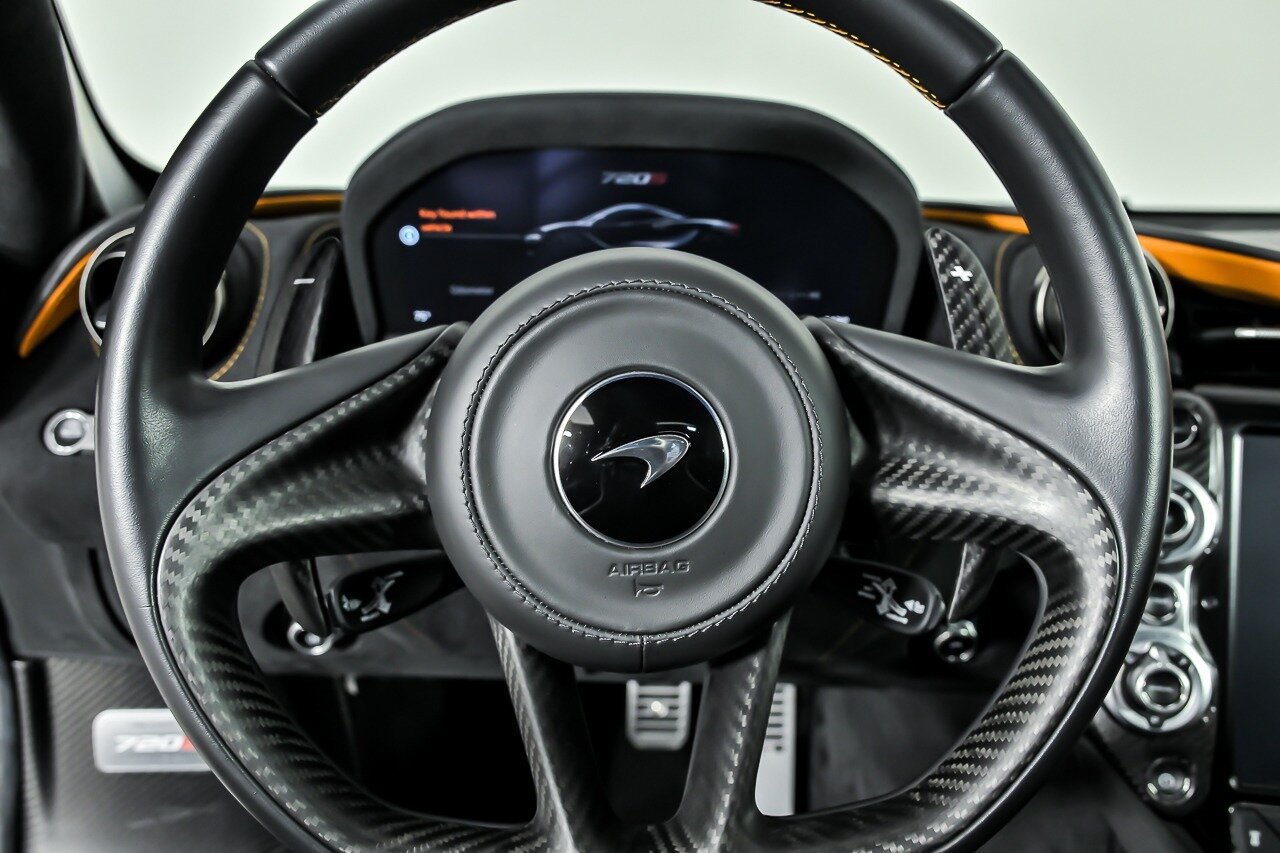 Used 2022 McLaren 720S Performance photo 23
