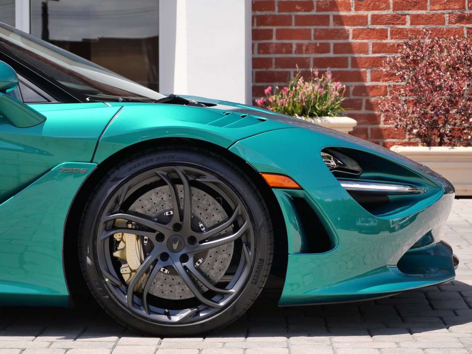 New 2027 McLaren 750S photo 25