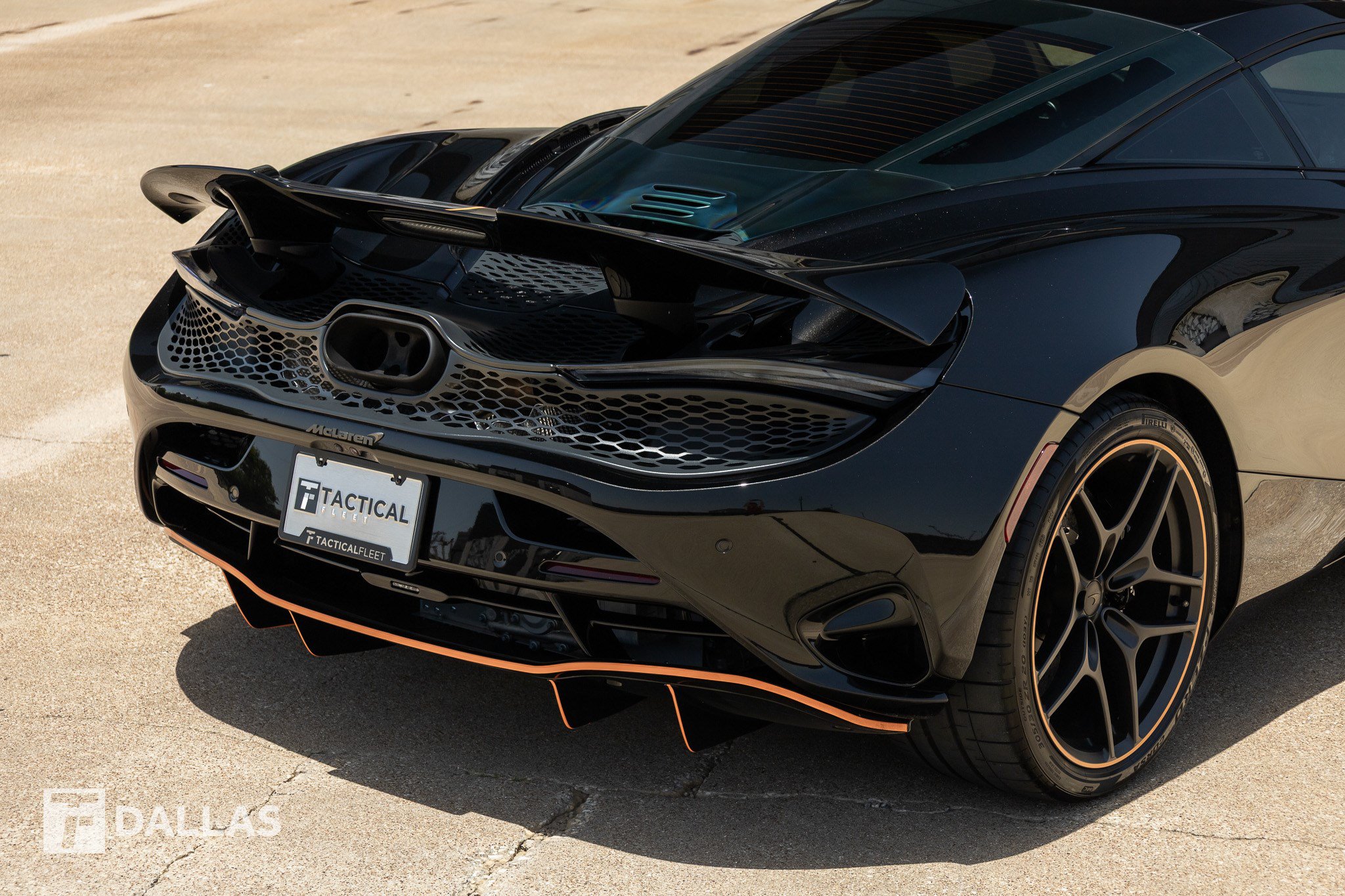 Used 2026 McLaren 750S photo 16