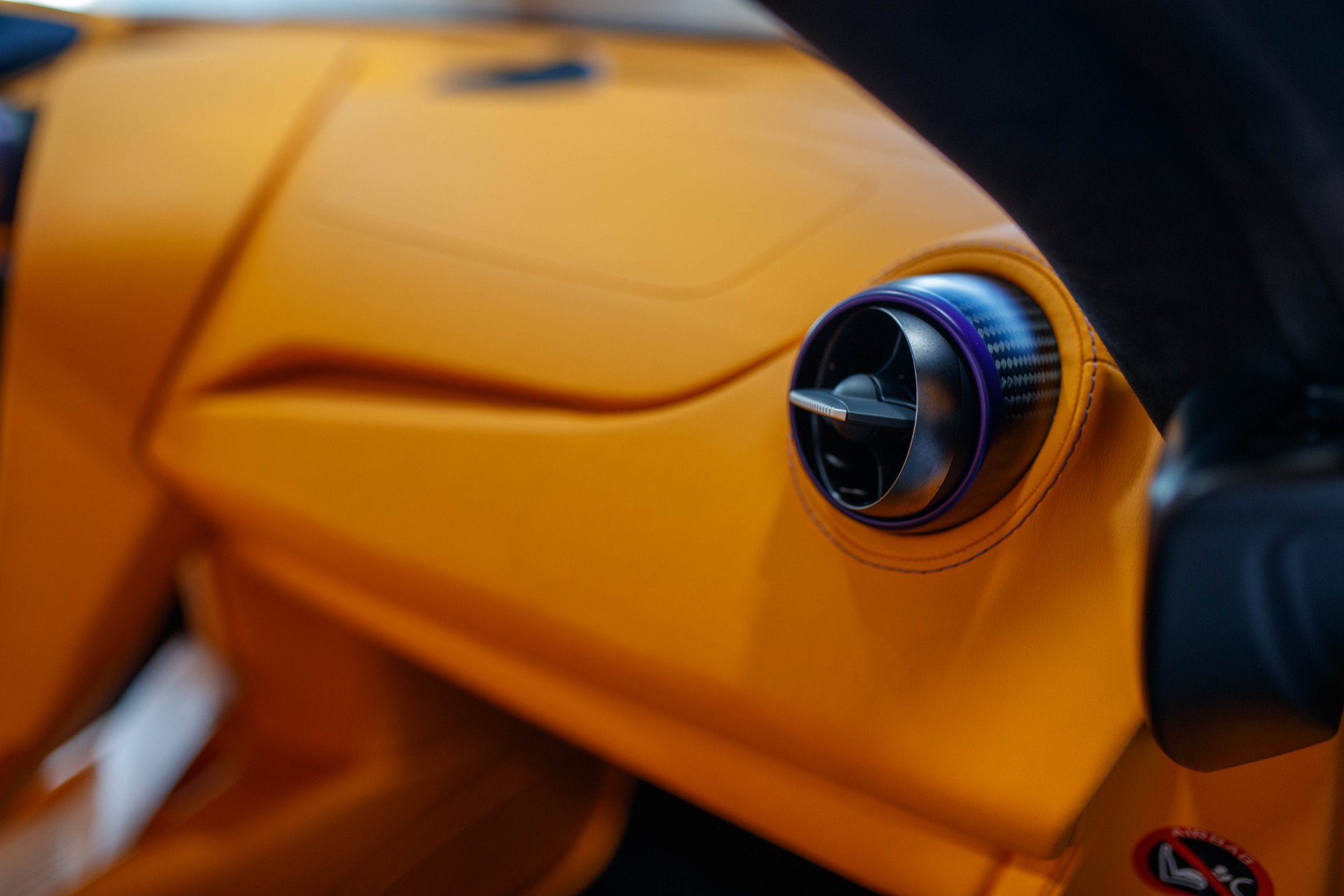 Used 2024 McLaren 750S Spider photo 27