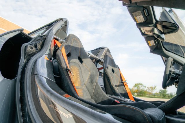 Used 2022 McLaren 765LT photo 45