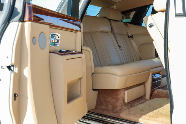 2012 Rolls-Royce Phantom Sedan