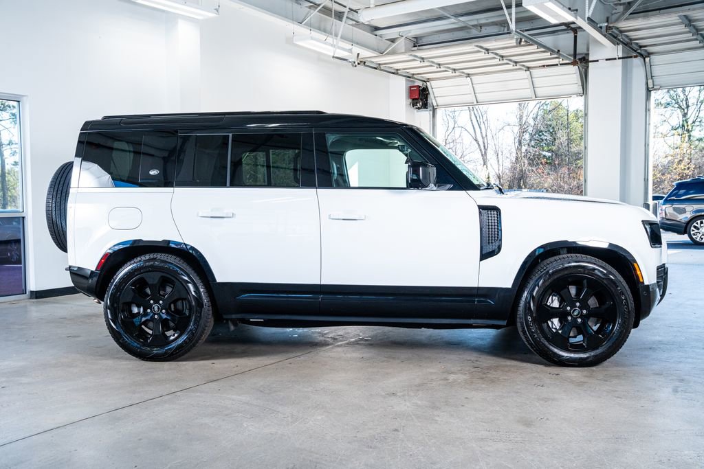 2023 Land Rover Defender 110 X-Dynamic SE