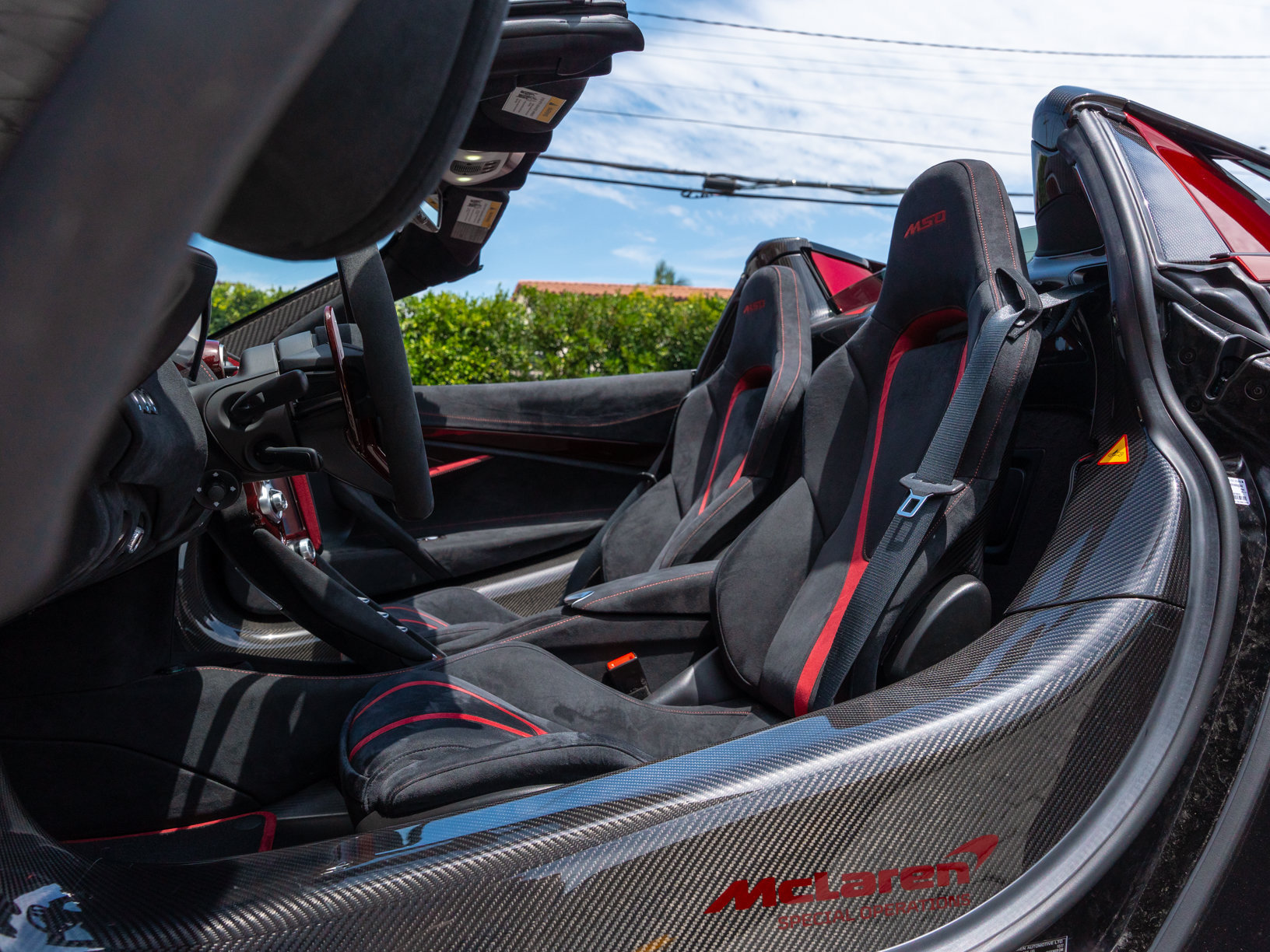 Used 2022 McLaren 765LT photo 12