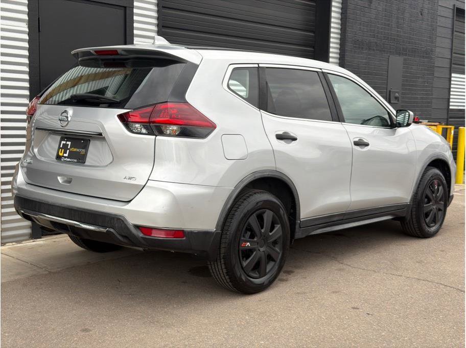 2020 Nissan Rogue S