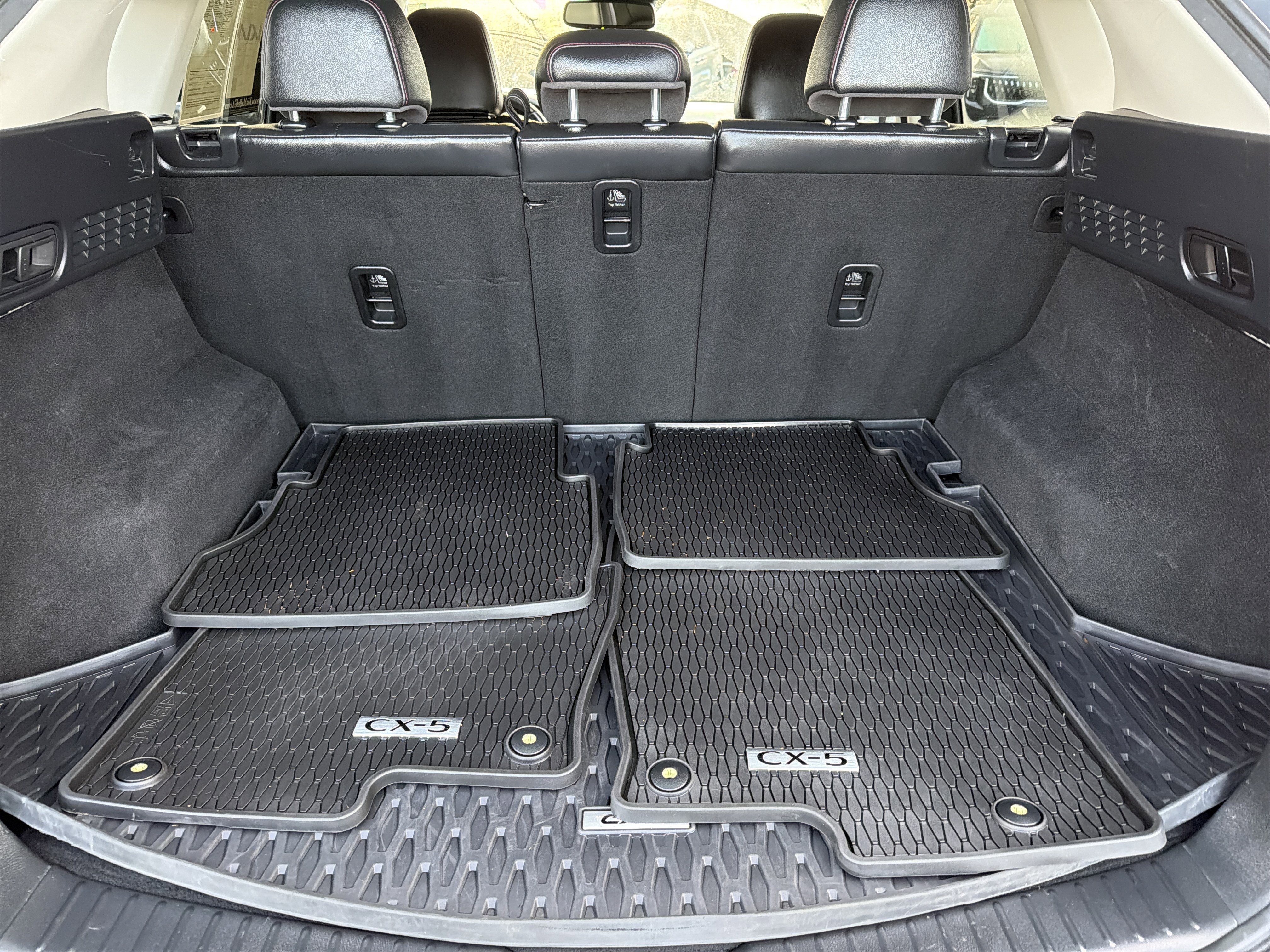 2022 MAZDA Cx-5 Carbon Edition