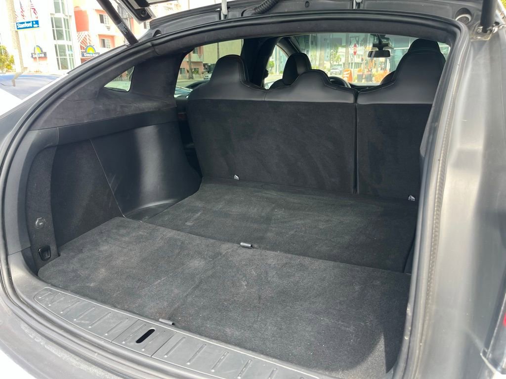 2020 Tesla Model X Long Range