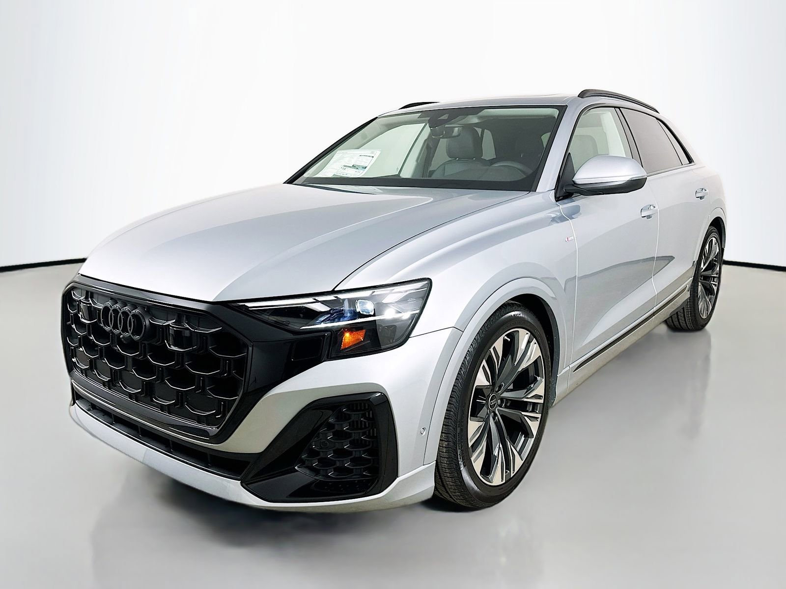New 2026 Audi Q8 Premium Plus