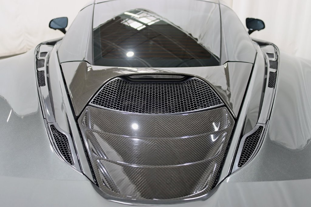 Used 2018 McLaren 720S Performance photo 25