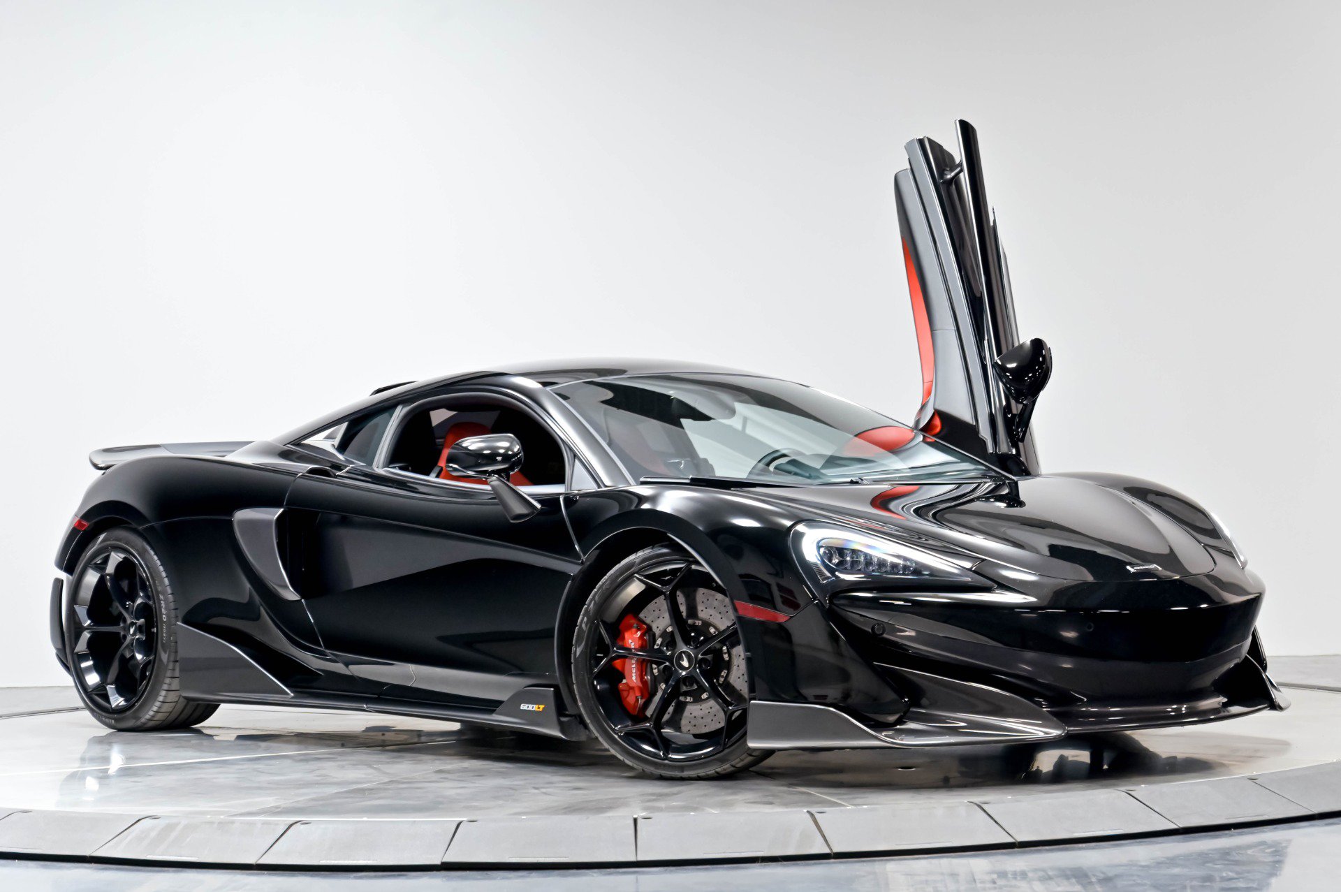 Used 2019 McLaren 600LT photo 35