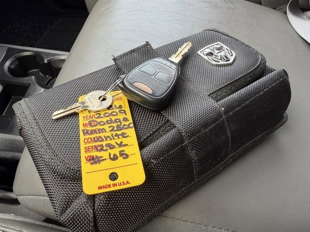 2009 Dodge Ram 2500 Truck SXT