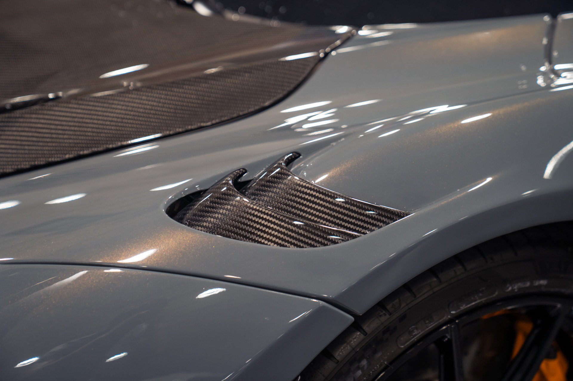 Used 2021 McLaren 765LT photo 16