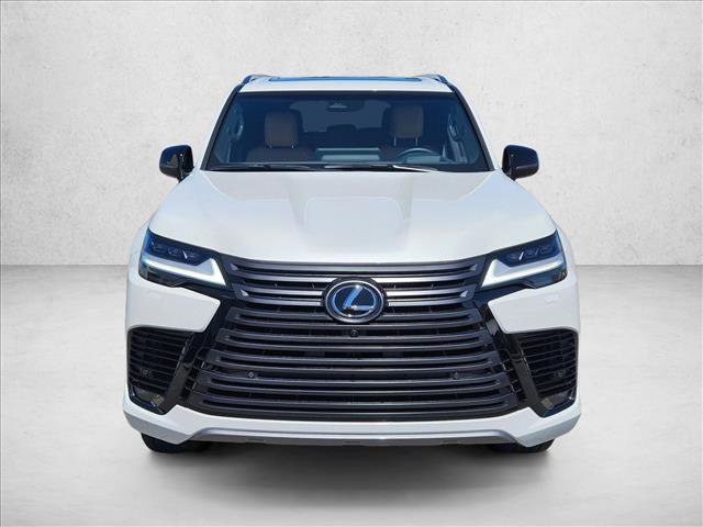 2025 Lexus LX 700h Luxury