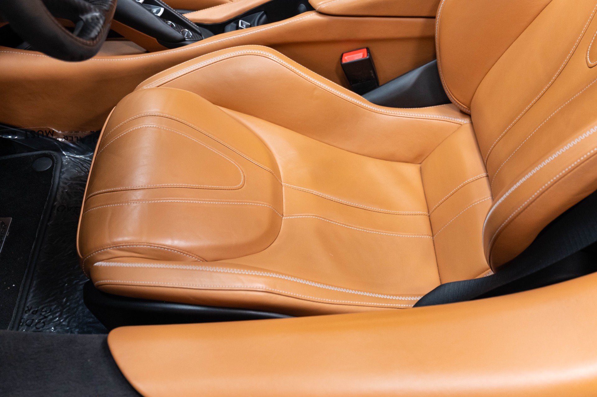 Used 2020 McLaren 720S Luxury photo 12