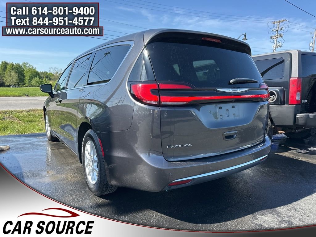2023 Chrysler Pacifica Touring-L