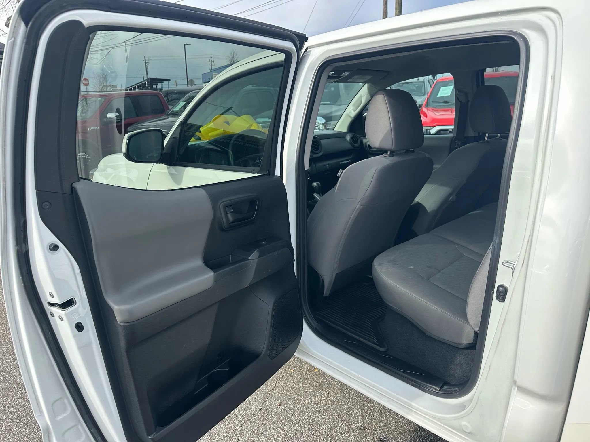 2022 Toyota Tacoma SR