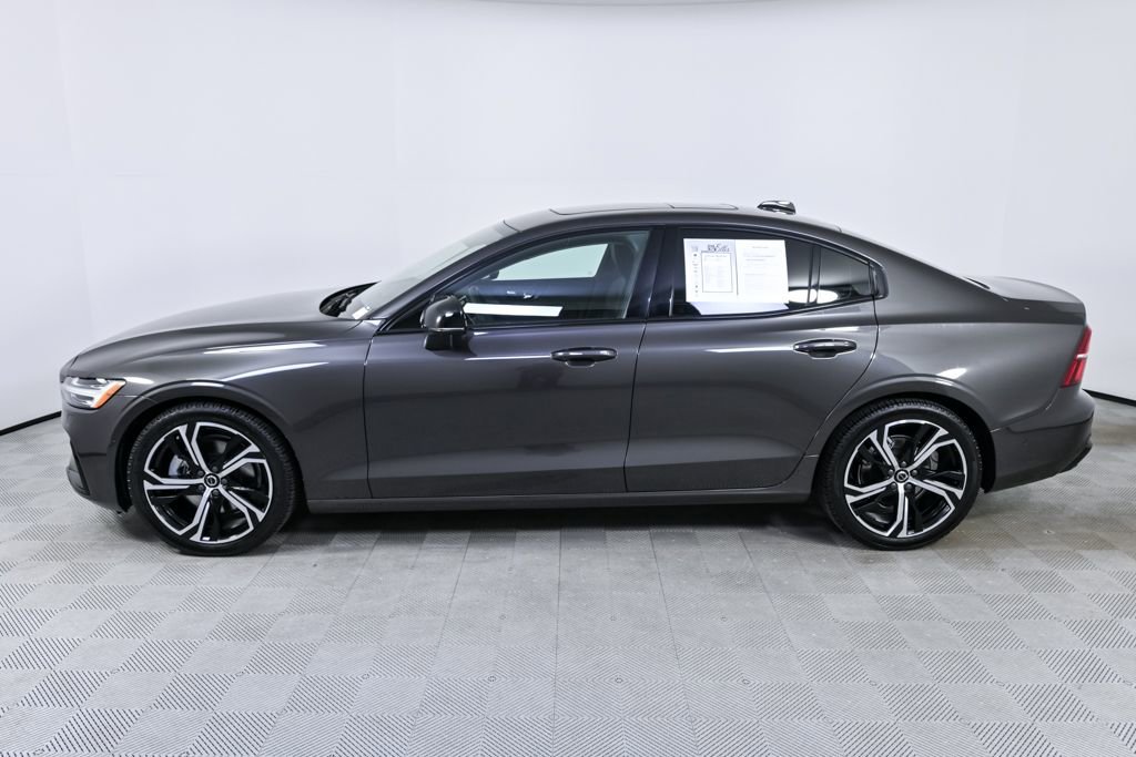 2025 Volvo S60 B5 Plus