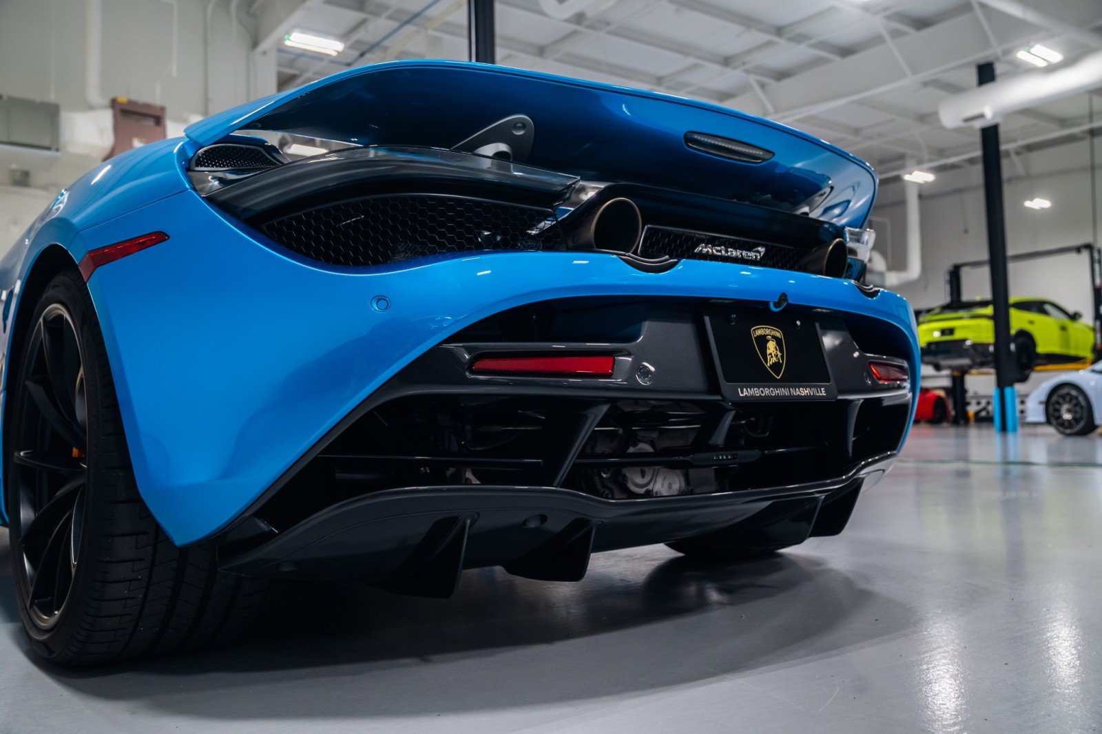 Used 2022 McLaren 720S Performance photo 32