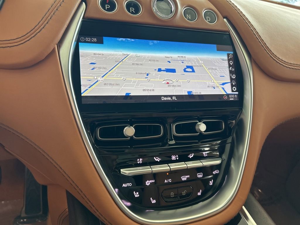 2023 Aston Martin DBX