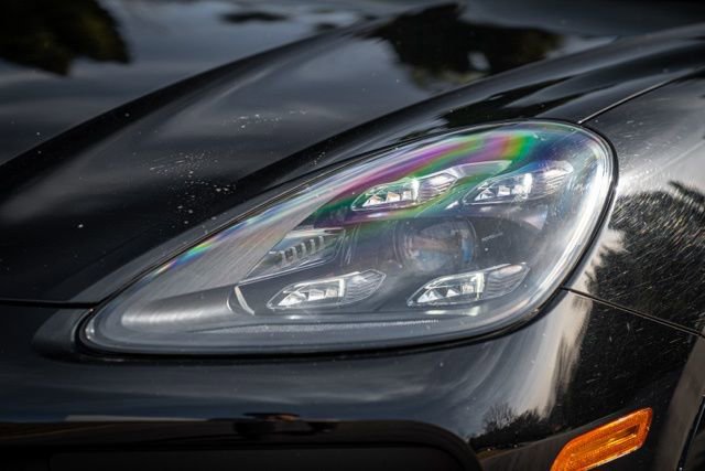 2022 Porsche Cayenne Platinum Edition