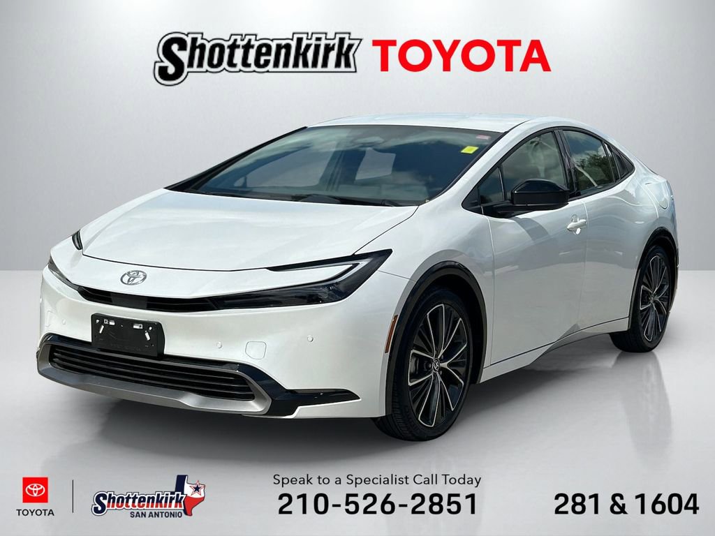 2025 Toyota Prius XLE