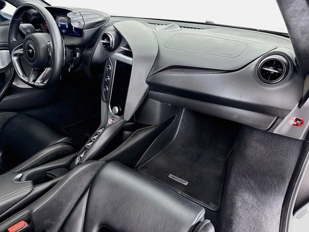 Used 2024 McLaren 750S photo 25