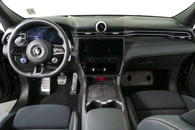 2026 Maserati Grecale Modena