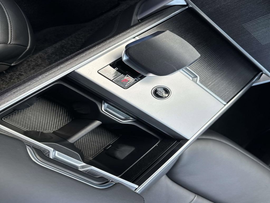 2025 Land Rover Range Rover Autobiography