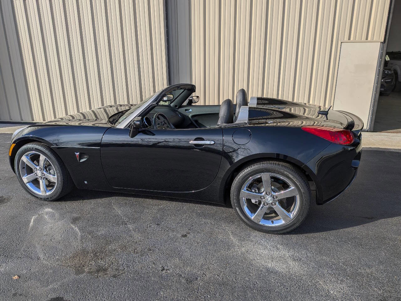 Used 2007 Pontiac Solstice Convertible w/ Premium Package