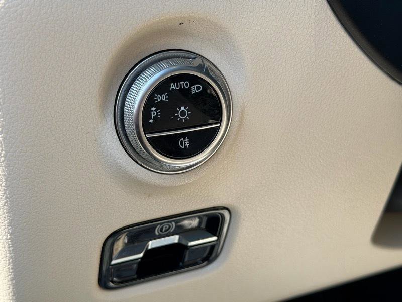 2022 Mercedes-Benz C 300 Sedan