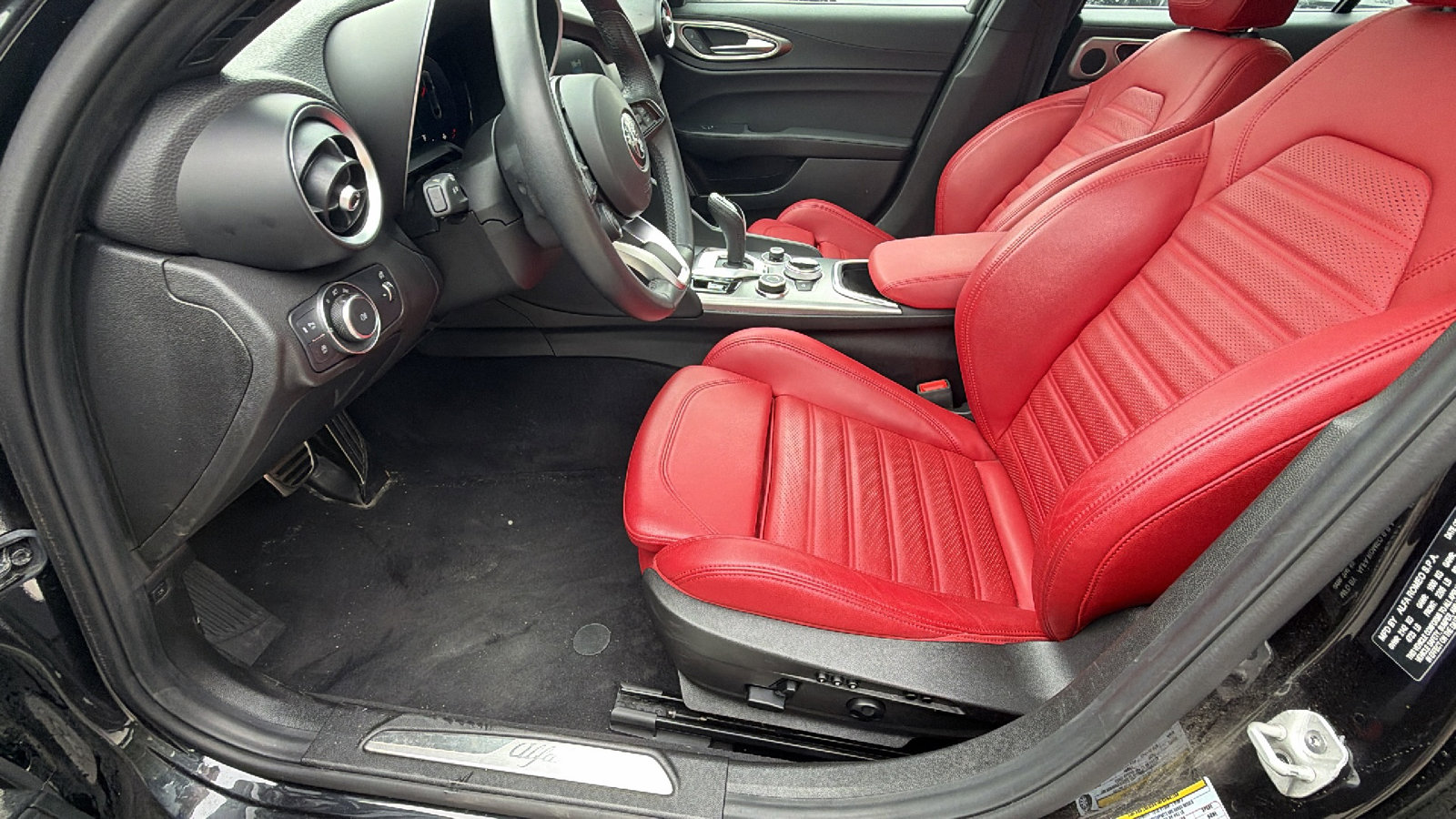 2024 Alfa Romeo Giulia Ti