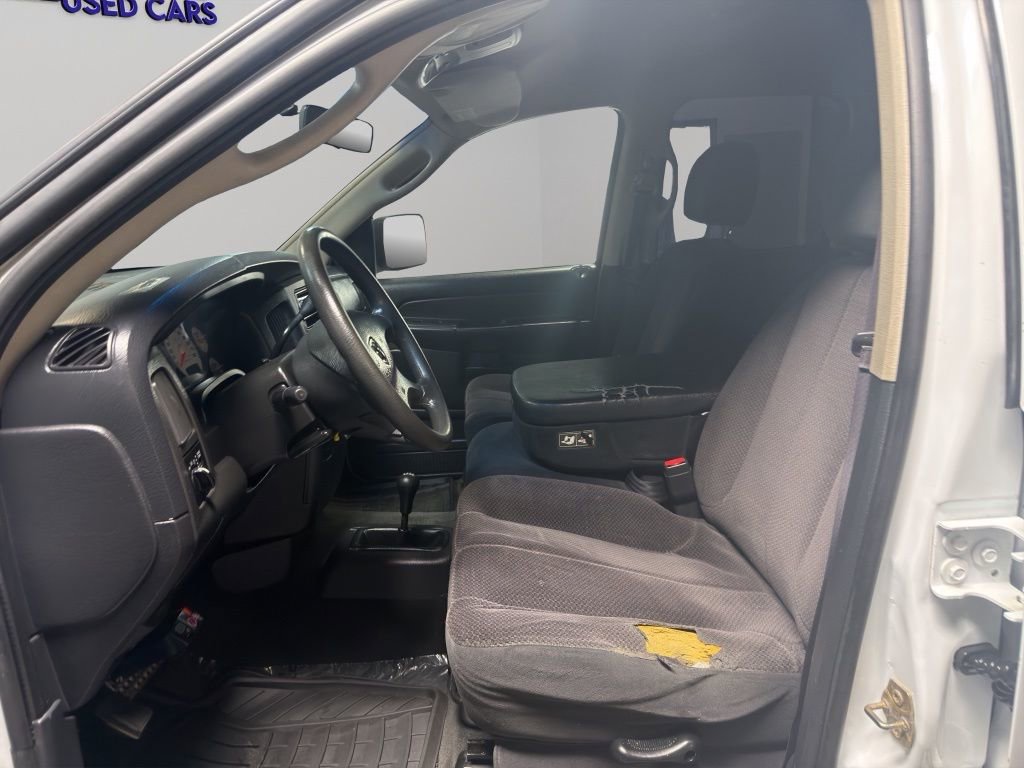 2003 Dodge Ram 2500 Truck ST