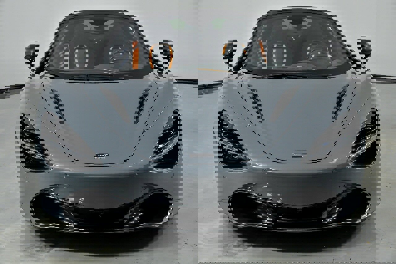 Used 2023 McLaren 720S Spider photo 6