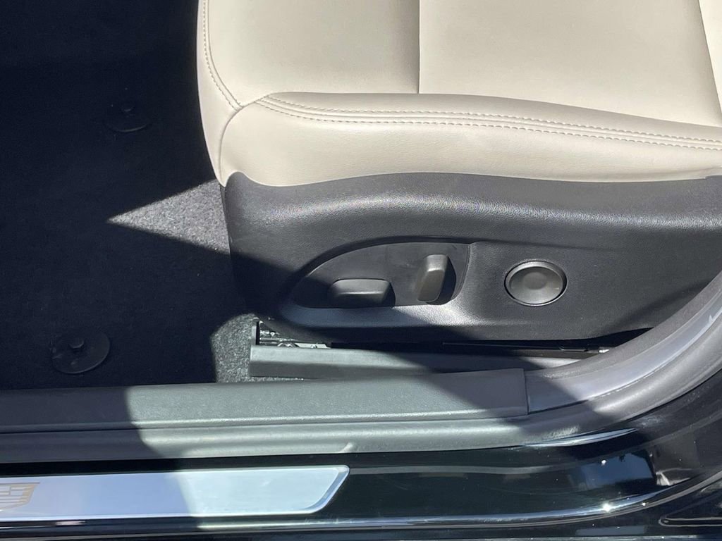 2023 Cadillac CT4 Luxury