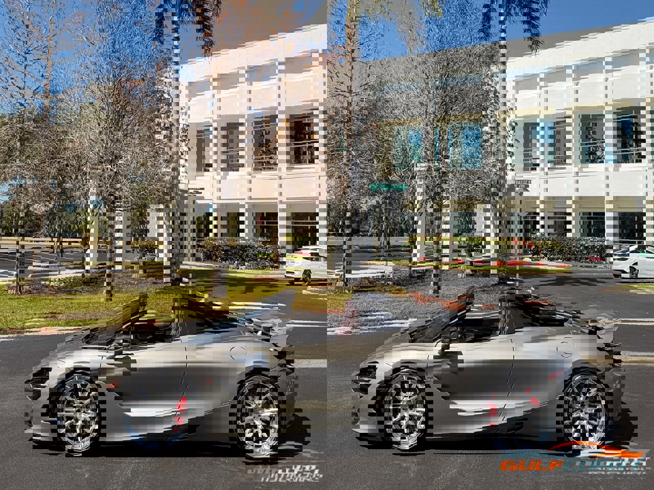 Used 2020 McLaren 720S Performance photo 46