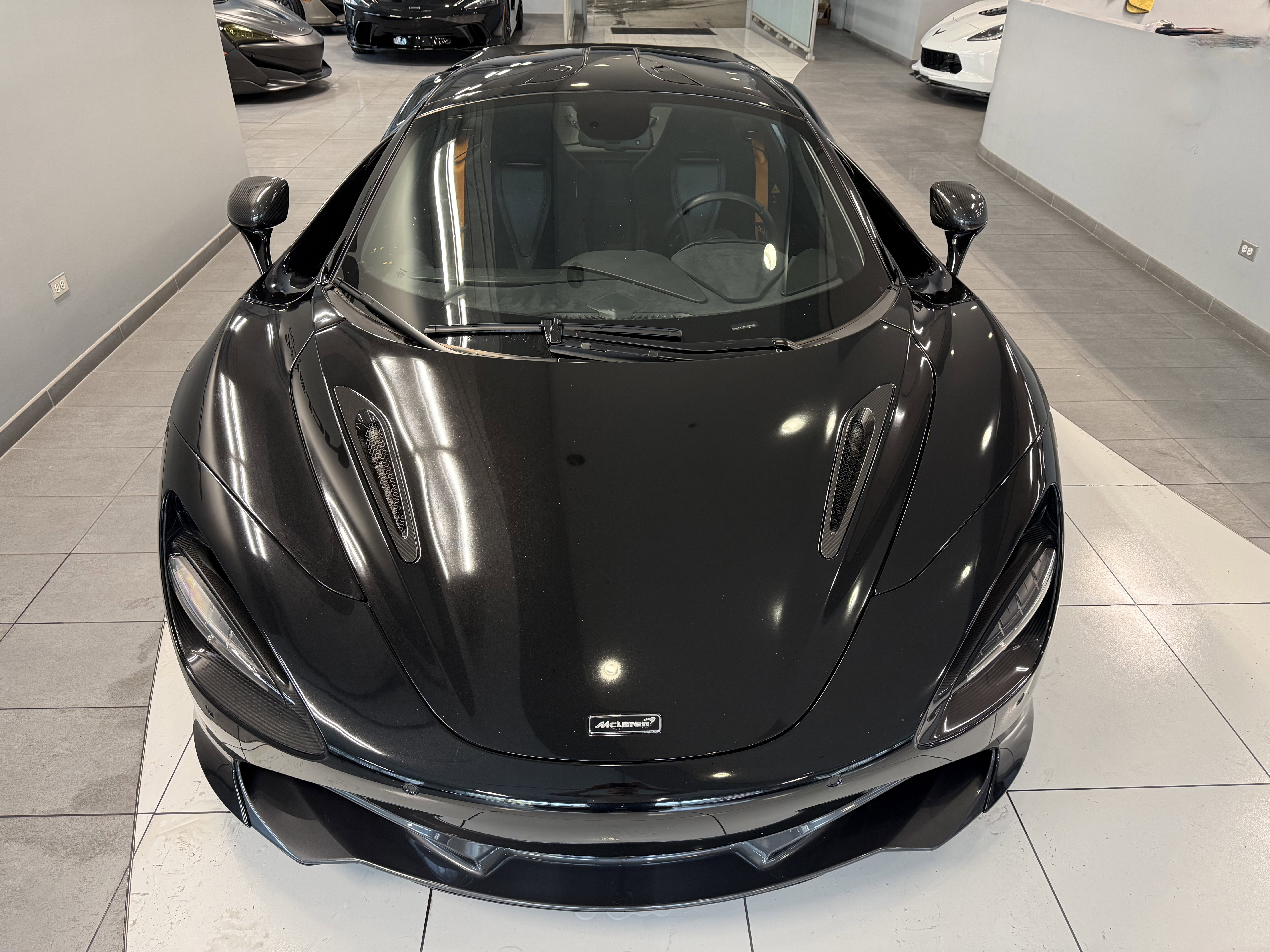 Used 2019 McLaren 720S photo 10