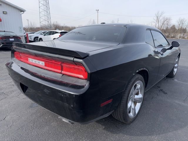 2014 Dodge Challenger SXT