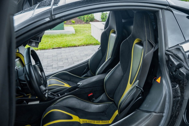Used 2020 McLaren 720S Performance photo 27
