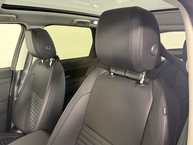 2025 Land Rover Discovery Sport S